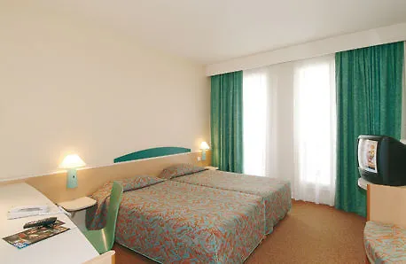 Hotel Ibis Grands Boulevards Opera 9e Paris